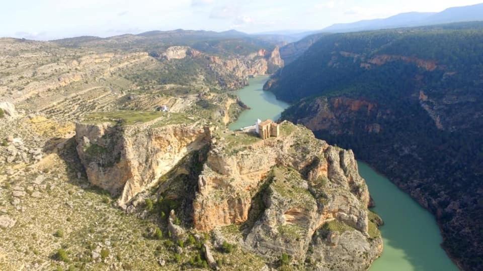 El Refugio De Chloe Villa Villar de Ves Bagian luar foto