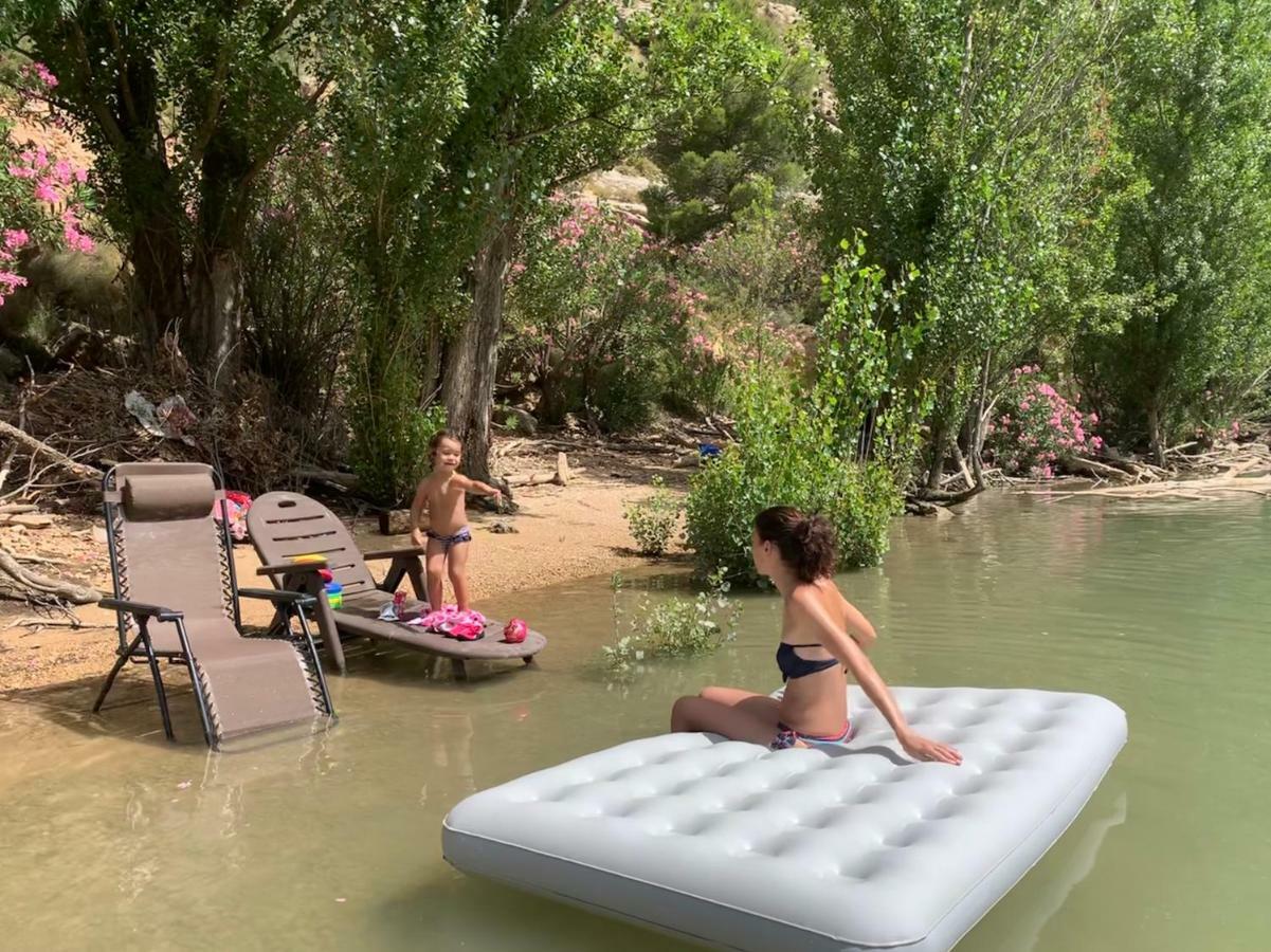 El Refugio De Chloe Villa Villar de Ves Bagian luar foto